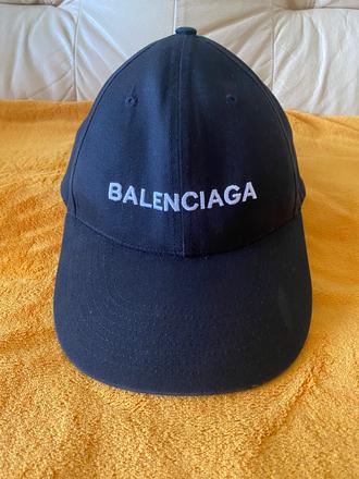 Šiltovka balenciaga,