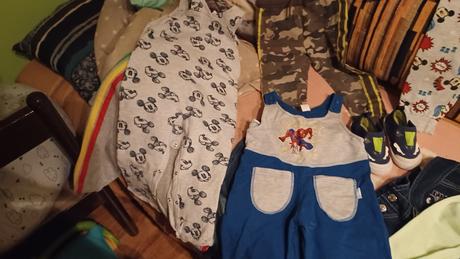 Mix oblečenia, 86–98