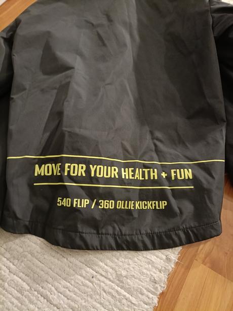 Lahka vetrovka, sinsay,146