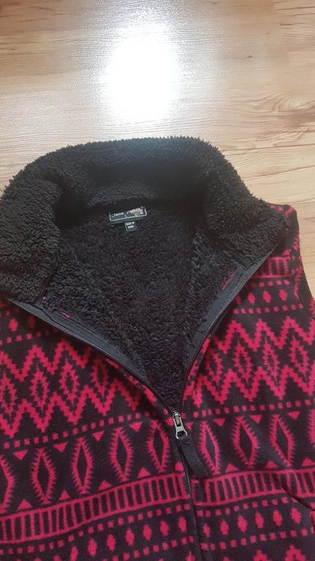 Výborný stav-zateplená vesta, l