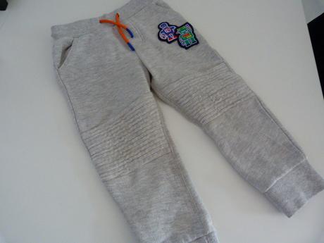 Sivé tepláky 2-3 rok, f&f,98