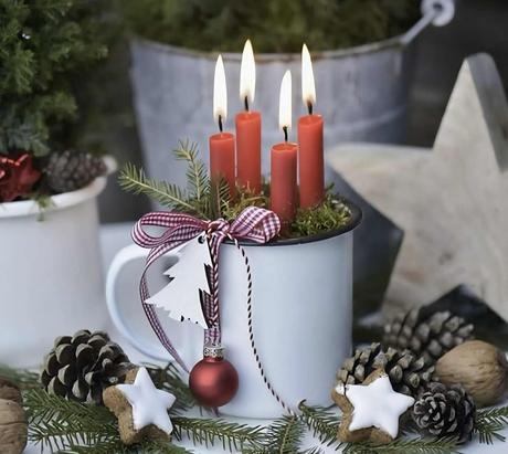 Hnedý smaltovaný hrnček, 