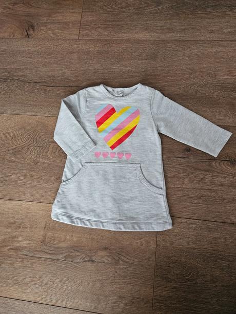 Teplákové šaty so srdiečkom, lupilu,68