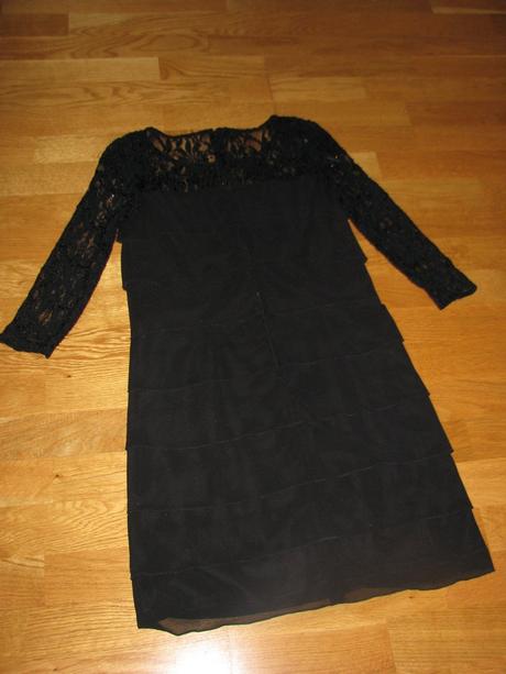 Koktail šaty zn. christian berg vel.34/super stav, 34