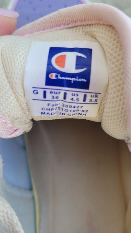 Tenisky, champion,36