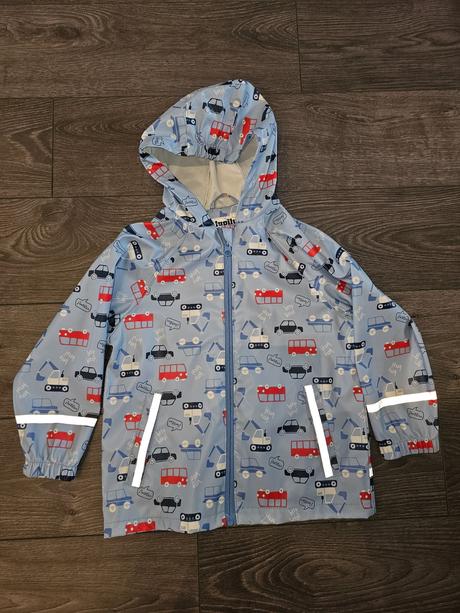 Pršiplášť, lupilu,98