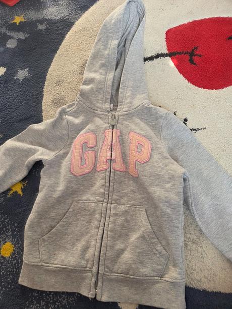 Dve gap mikiny, gap,98