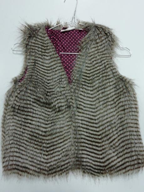 Kožušinová vesta tammy, 152