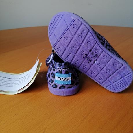 Topánky toms, 23