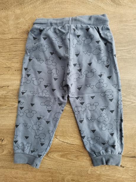 Tepláky zn. disney veľkosť 18-24 mesiacov, disney,92