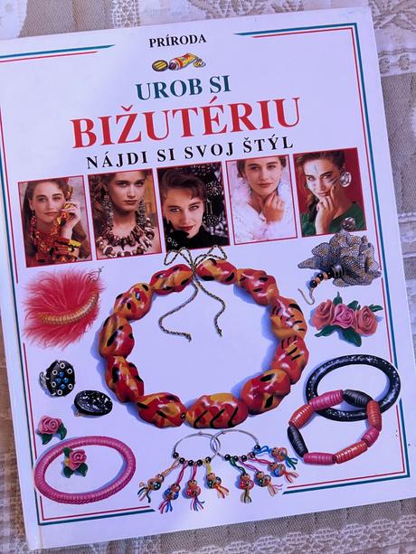 Kniha urob si bižutériu, 