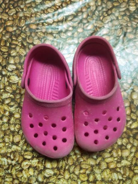 Dievčenské šlapky, crocs,24
