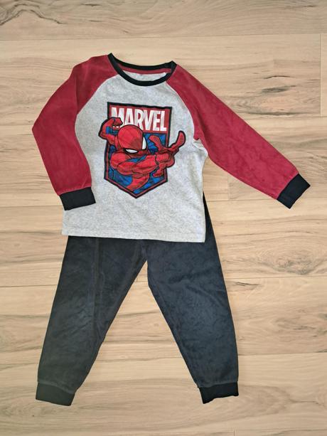 Pyžamo, marvel,116