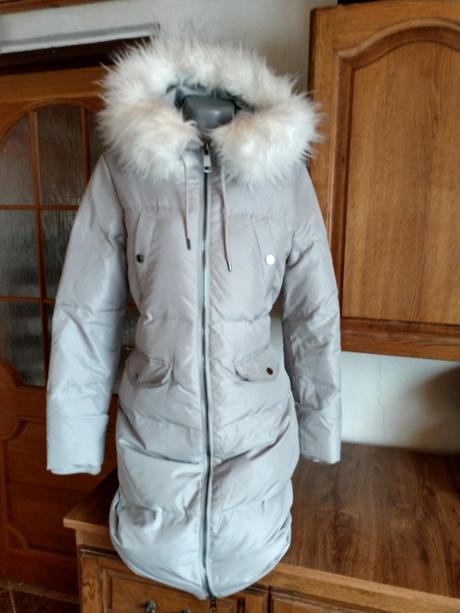 Vetrovka zn.reserved ,plnena perim, reserved,38