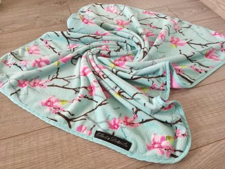 Deka elodie details apple of my eye, 