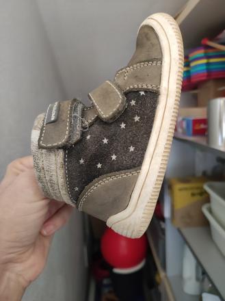 Darujem topánky, protetika,22