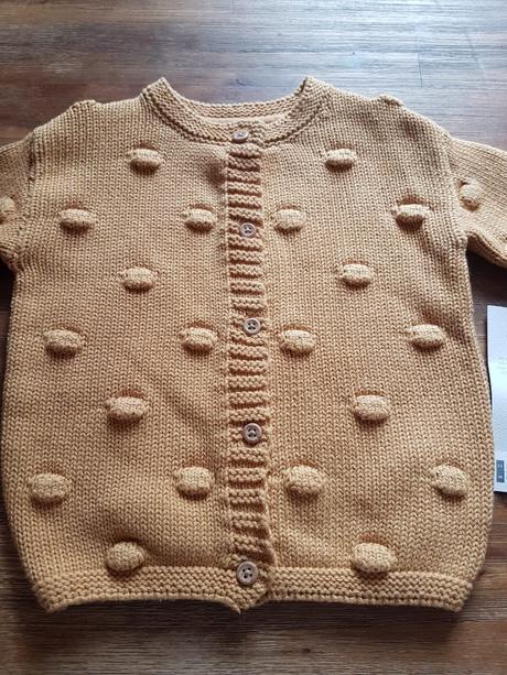 Nenoseny svetrik, f&f,74