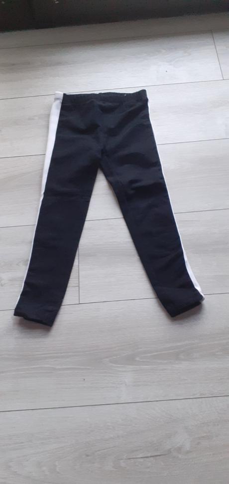 Leginy, reserved,116