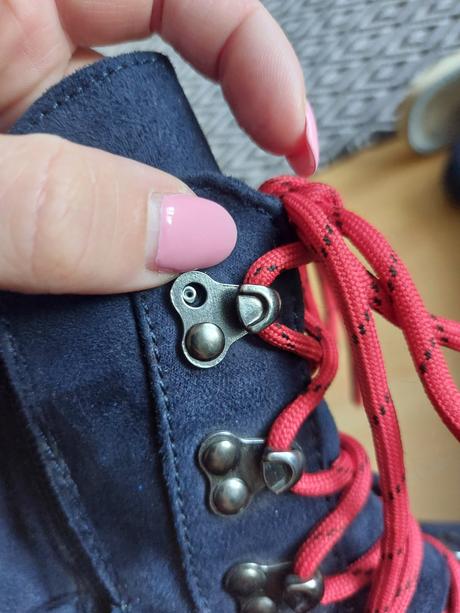 Prechodné tmavomodré semišové topánky, 39