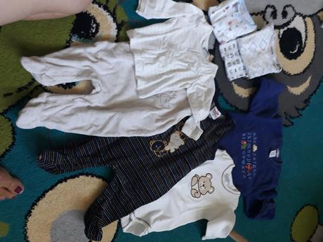 Balík oblečenia 62-68 dupacky a body, 62