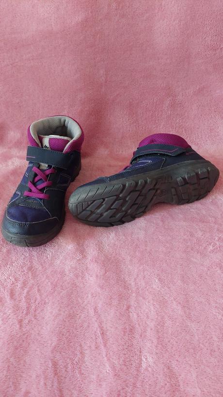 Turisticke topanky, 33