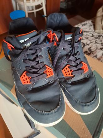 Tenisky č. 36, authority,36