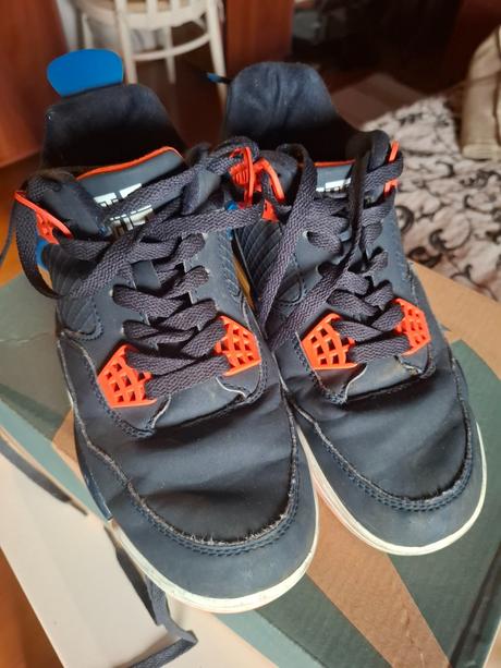 Tenisky č. 36, authority,36