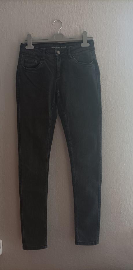 Tmavošedé rifle, s