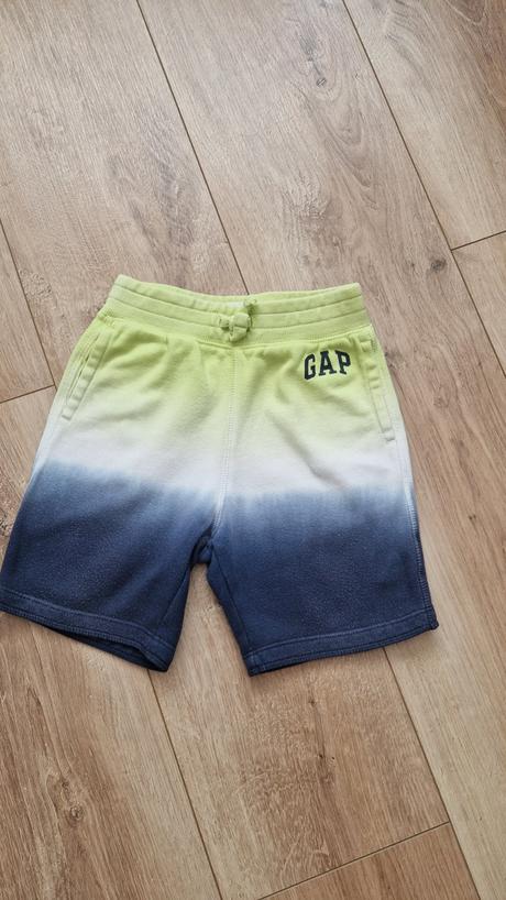 Šortky zn. gap veľ. 104 cm., gap,104