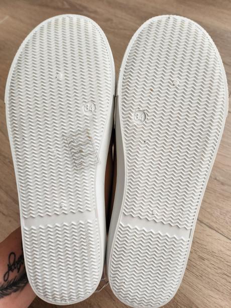 Poltopánky, sinsay,34