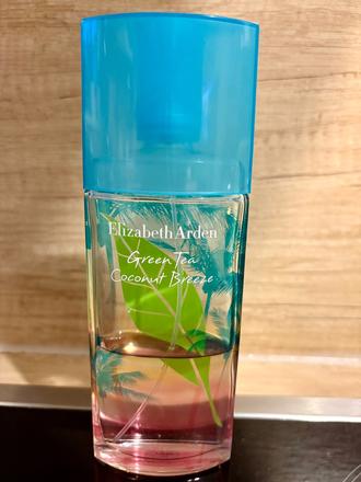 Elizabeth arden coconut breeze, 