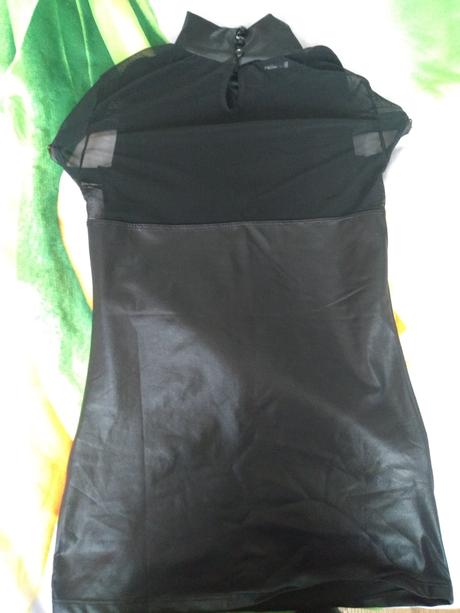 Top so zlatými aplikaciami, miss fiori,m