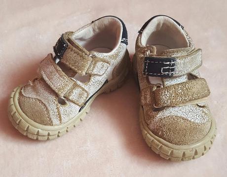 Topánky, slovobuv,19