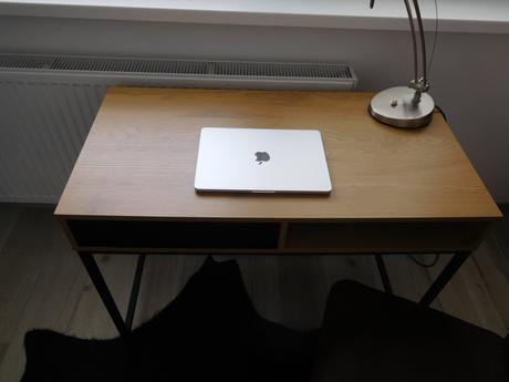 Písací stol+stolička čalunená,, 