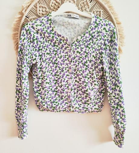 Krátky kvietkovaný svetrík zara, zara,m