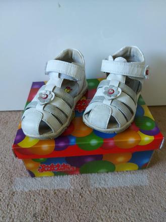 Sandalky, bubble gummers,23