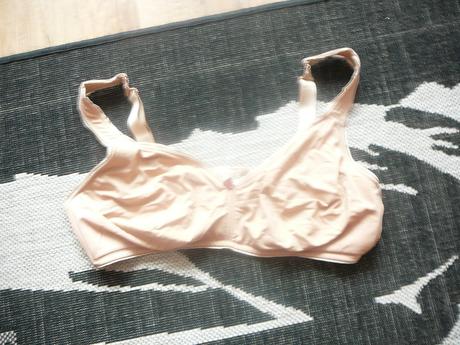 Damska podprsenka-42c, 85c