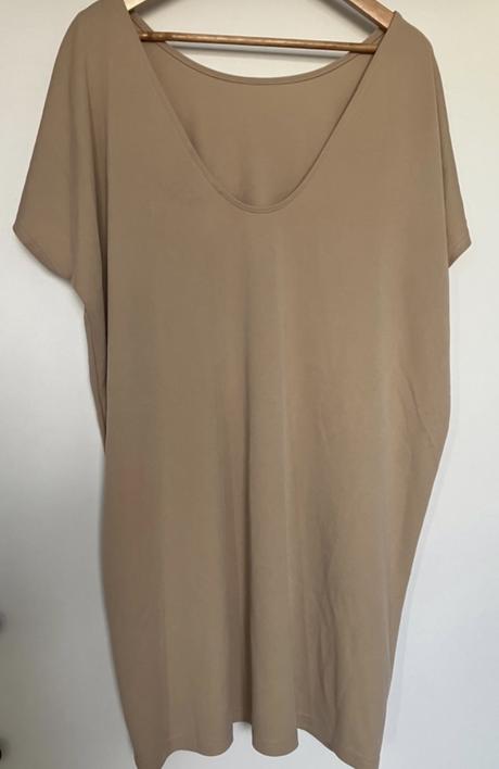 Voľné šaty minimum s/xs, s