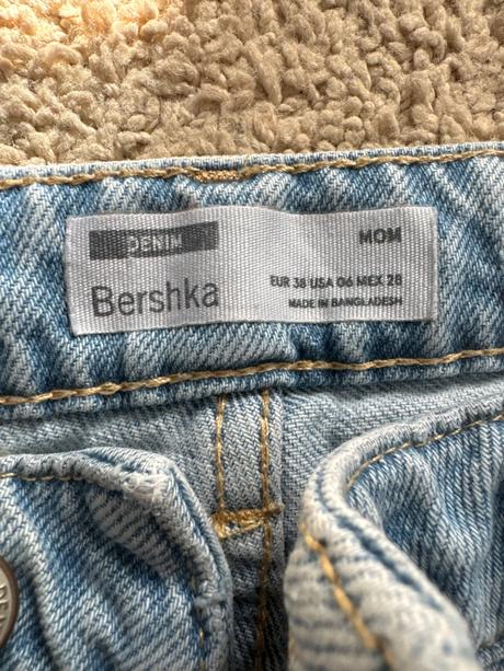 Mom rifle bershka, bershka,38