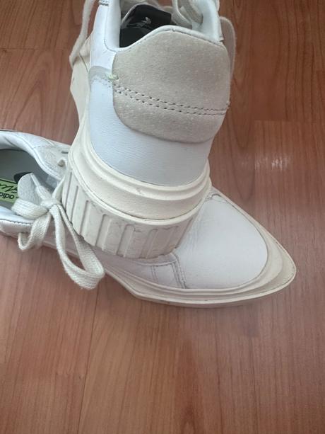 Botasky adidas, adidas,37