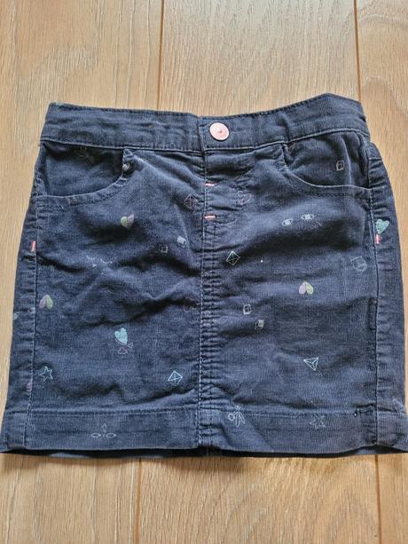 Sukna 104, reserved,104