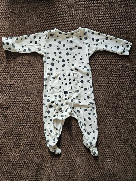 Pyzamko lindex s leopardom 62, lindex,62