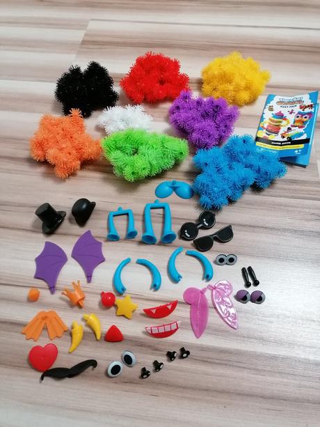 Stavebnica farebné bodliačiky, 