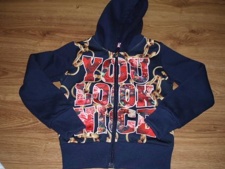 Mikina s tričkom, 110