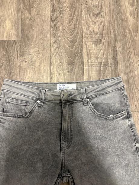 Pánske džínsy, bershka,40