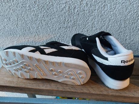 Tenisky takmer nenosené, reebok,32