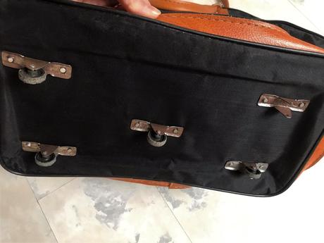 Cestovná taška na kolieskach, 