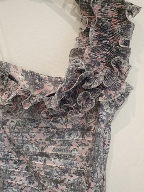 Spolocenske saty plisovane, s