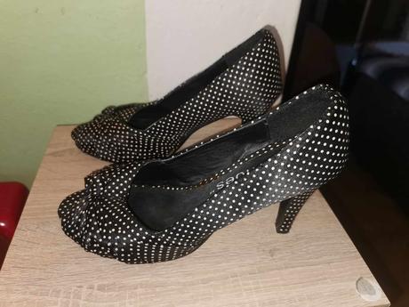 Bodkované lodičky, 39