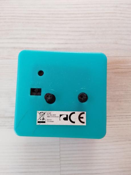 Nástenné hodiny + budík, 